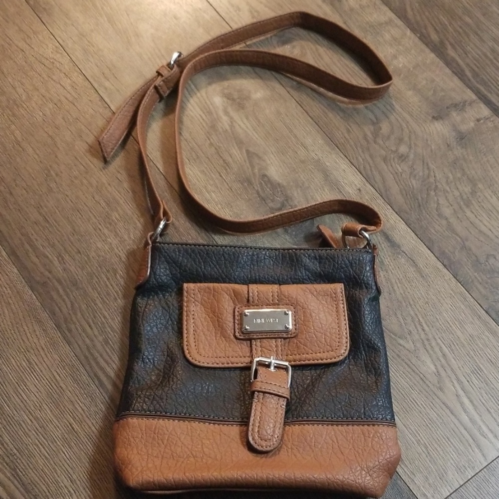 Nine West purse